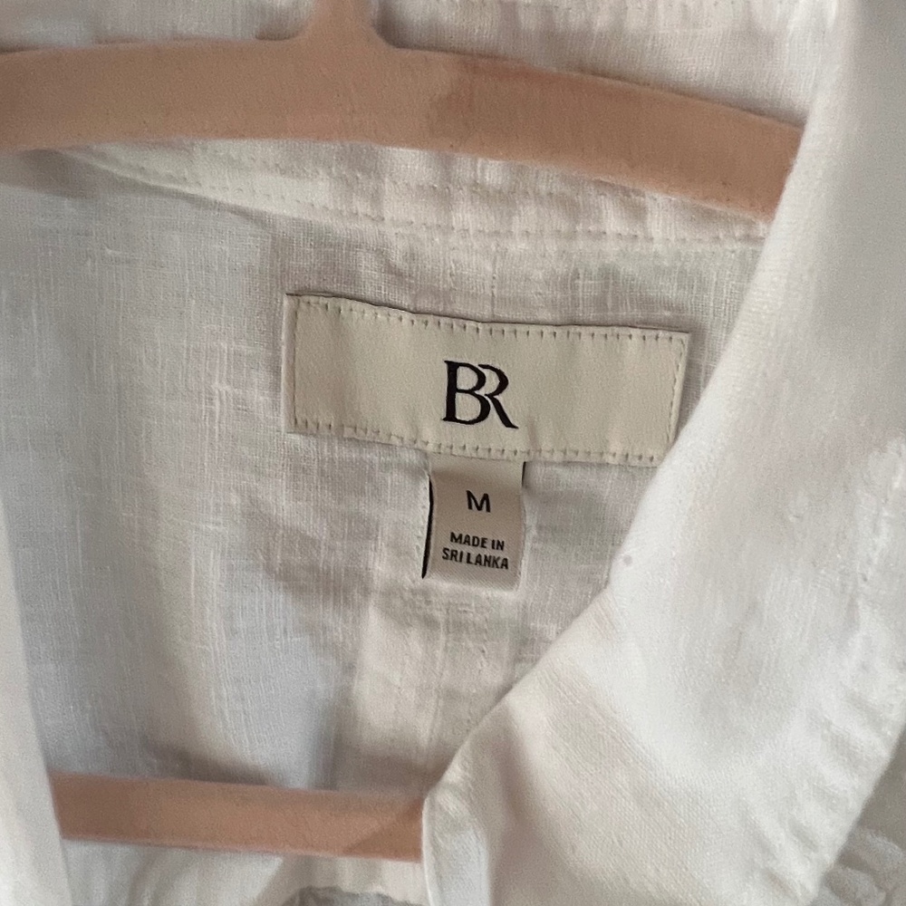 Free Ship! Banana Republic Linen crop shirt, great condition, Medium